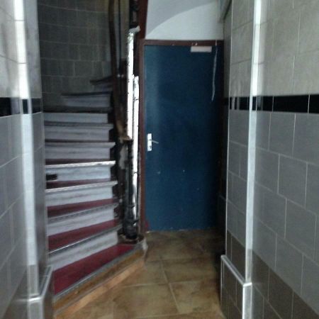 Hotel Cyrano Voltaire Paris Extérieur photo