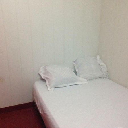 Hotel Cyrano Voltaire Paris Extérieur photo